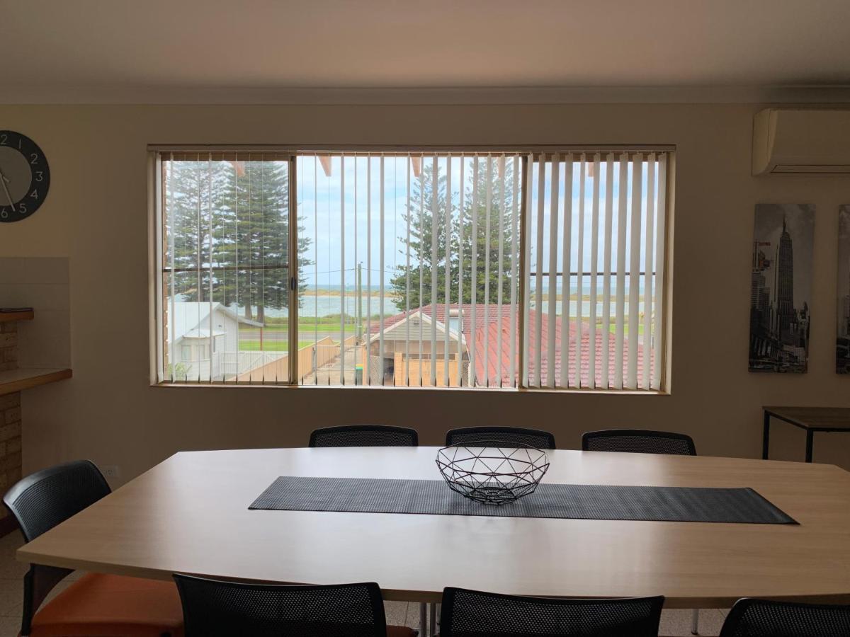 Ocean Vista * Rockingham